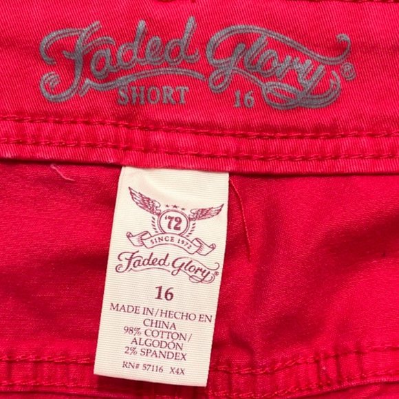 Free with purchase ‼️ Faded Glory red short size 16 - Picture 2 of 3